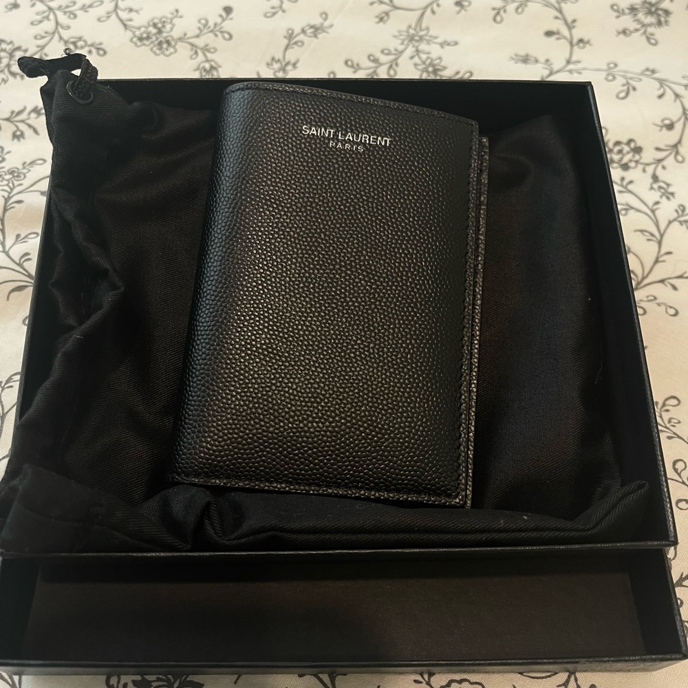 Saint Laurent minimalistic wallet